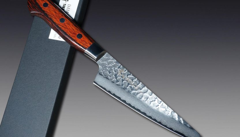Elegance and Efficiency: Review of the Sakai Takayuki 33-Layer VG10 Damascus Hammered Japanese Chef's Honesuki (Boning Knife)